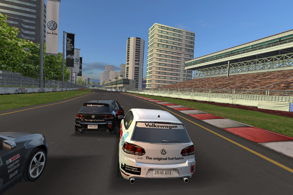 Real Racing GTI free app screenshot 4