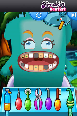 A Legends of Tiny Monsters Halloween Inc - Mobile Dentist Dash Games Free screenshot 4